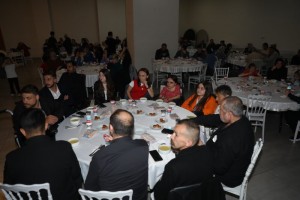 Özel İnsanlar Ve Ailelerine Özel Gece